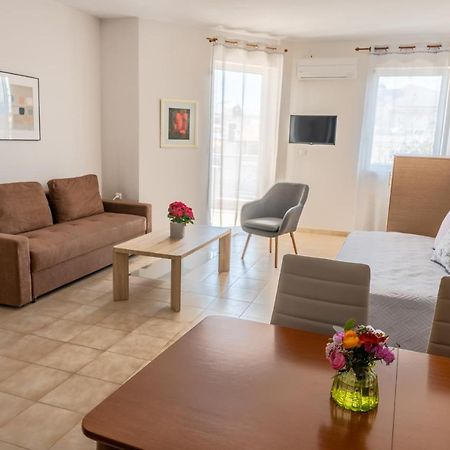 Hotel Arethousa Loutra Edipsou  Bagian luar foto