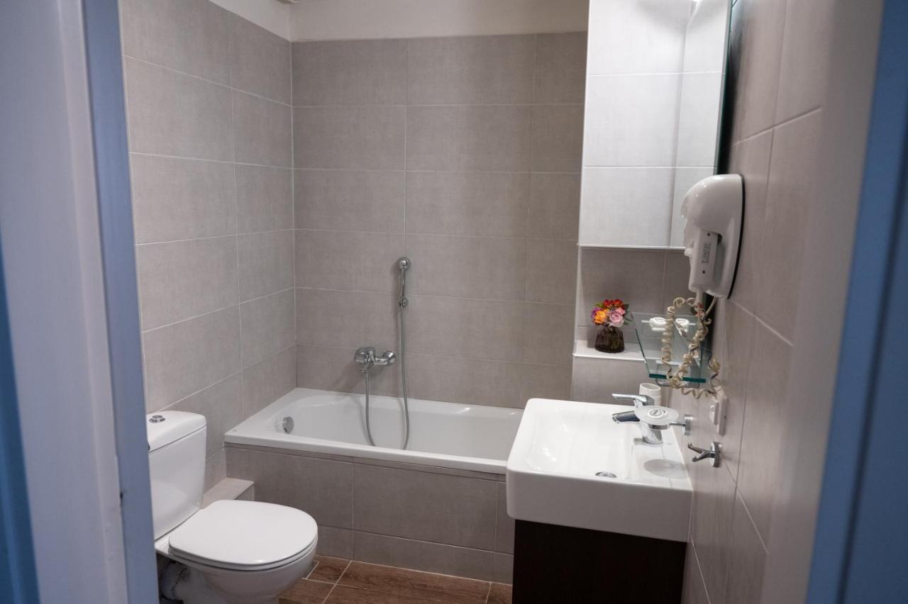 Hotel Arethousa Loutra Edipsou  Bagian luar foto